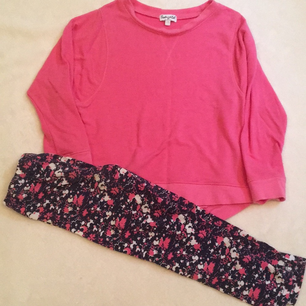 Splendid girl’s matching sweatshirt and leggings